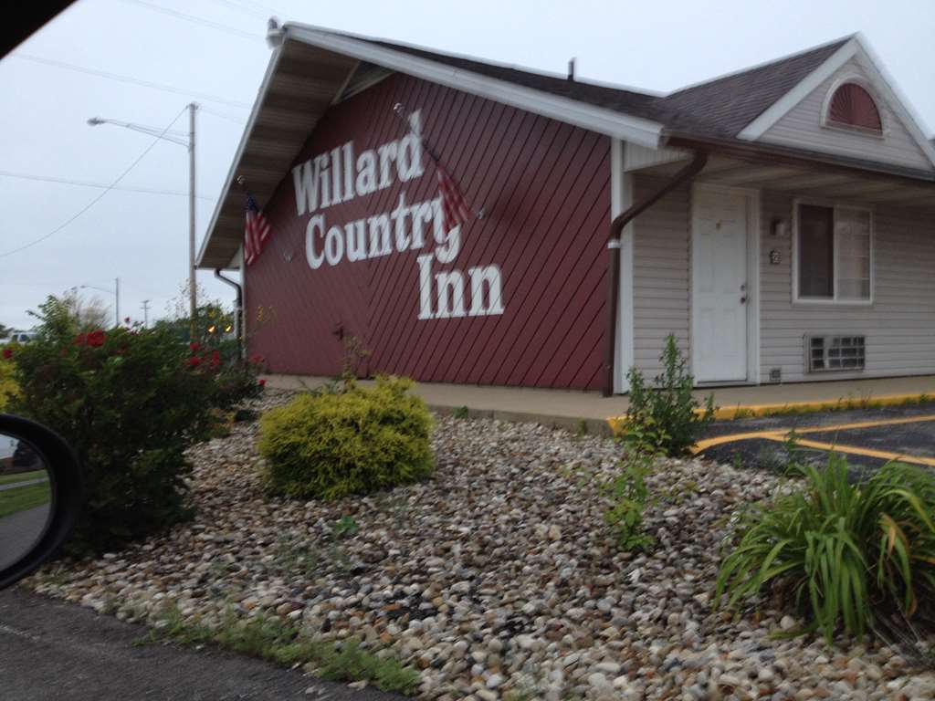 Country Hearth Inn & Suites Willard Kültér fotó